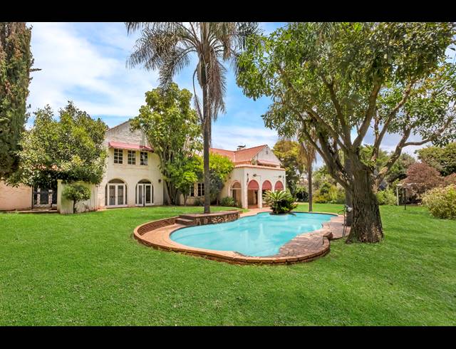 6 BEDROOM HOUSE FOR SALE IN DUNKELD